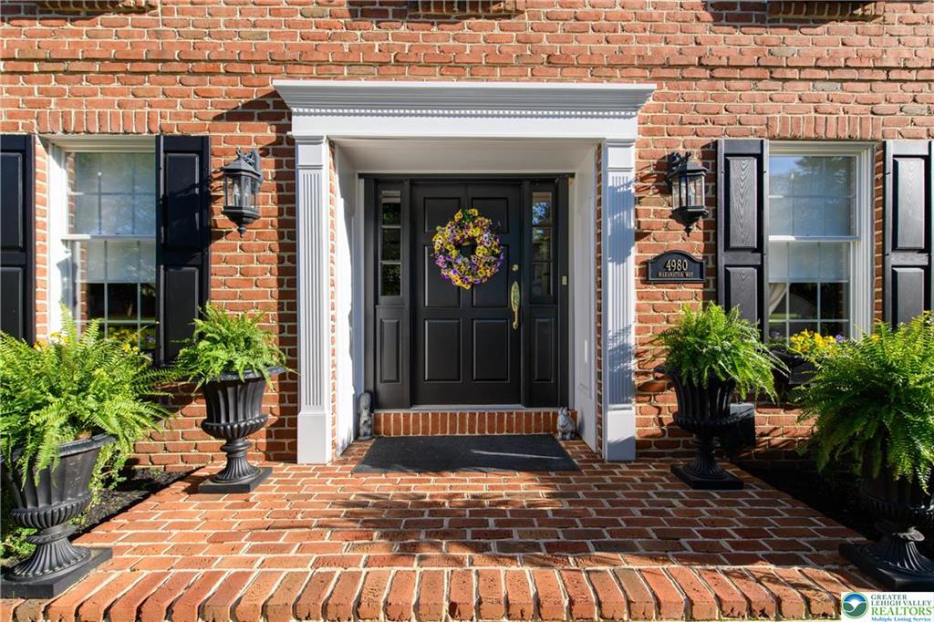 Lower Macungie Twp, Pennsylvania 18106, United States, 4 Bedrooms Bedrooms, ,3 BathroomsBathrooms,Residential,Pending,136634