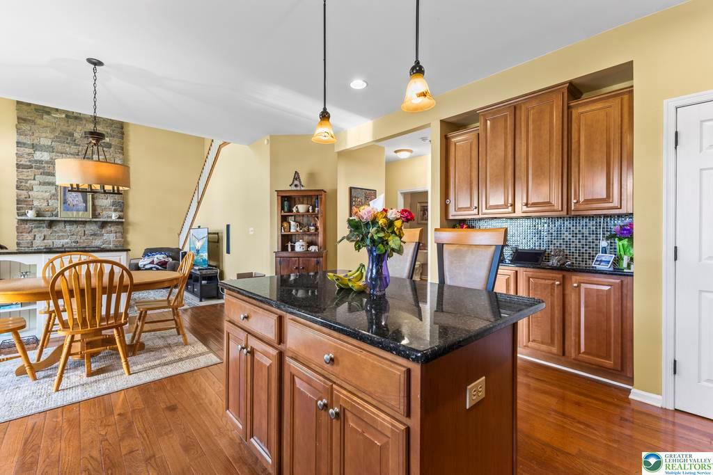 Eldred Twp, Pennsylvania 18058, United States, 4 Bedrooms Bedrooms, ,3 BathroomsBathrooms,Residential,Active,138319