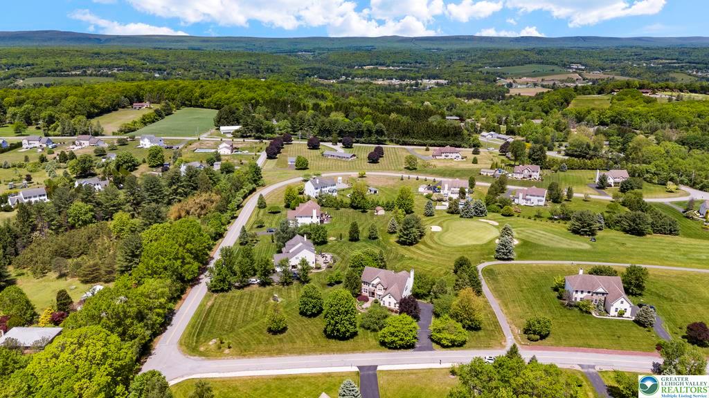 Eldred Twp, Pennsylvania 18058, United States, 4 Bedrooms Bedrooms, ,3 BathroomsBathrooms,Residential,Active,138319