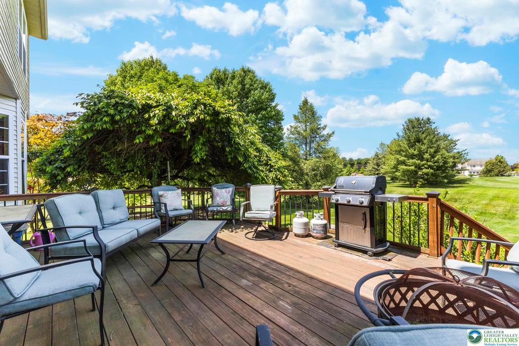 Eldred Twp, Pennsylvania 18058, United States, 4 Bedrooms Bedrooms, ,3 BathroomsBathrooms,Residential,Active,138319