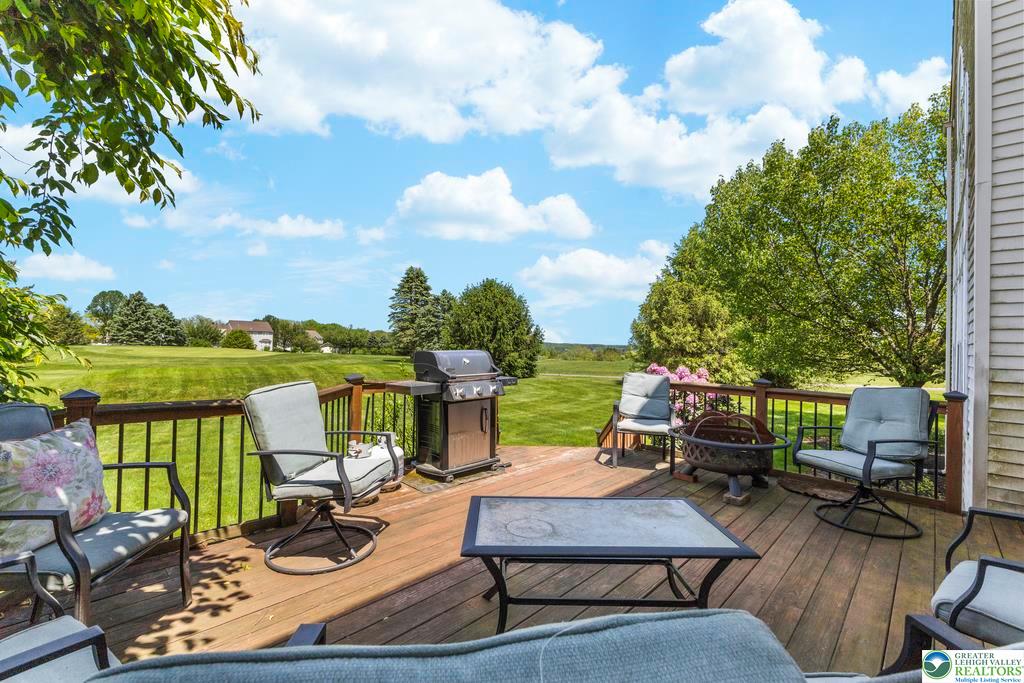 Eldred Twp, Pennsylvania 18058, United States, 4 Bedrooms Bedrooms, ,3 BathroomsBathrooms,Residential,Active,138319