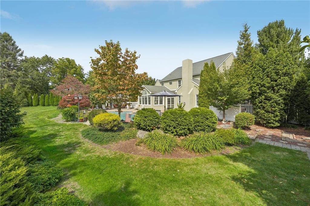 Allentown City, Pennsylvania 18104, United States, 4 Bedrooms Bedrooms, ,3 BathroomsBathrooms,Residential,Pending,19233