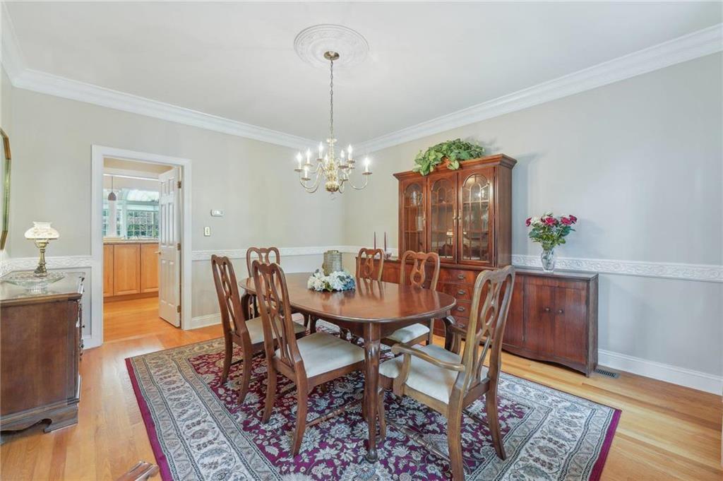 Allentown City, Pennsylvania 18104, United States, 4 Bedrooms Bedrooms, ,3 BathroomsBathrooms,Residential,Pending,19233