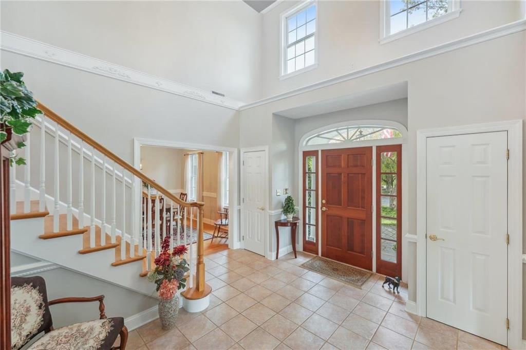 Allentown City, Pennsylvania 18104, United States, 4 Bedrooms Bedrooms, ,3 BathroomsBathrooms,Residential,Pending,19233