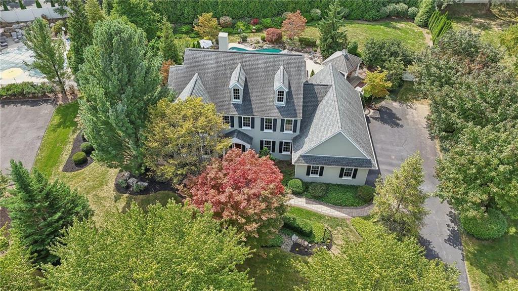 Allentown City, Pennsylvania 18104, United States, 4 Bedrooms Bedrooms, ,3 BathroomsBathrooms,Residential,Pending,19233