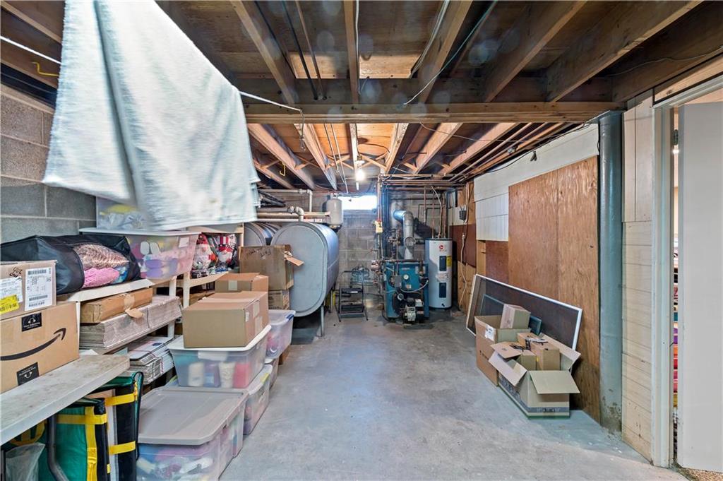 Luzerne County, Pennsylvania 18202, United States, 4 Bedrooms Bedrooms, ,2 BathroomsBathrooms,Residential,Pending,6150