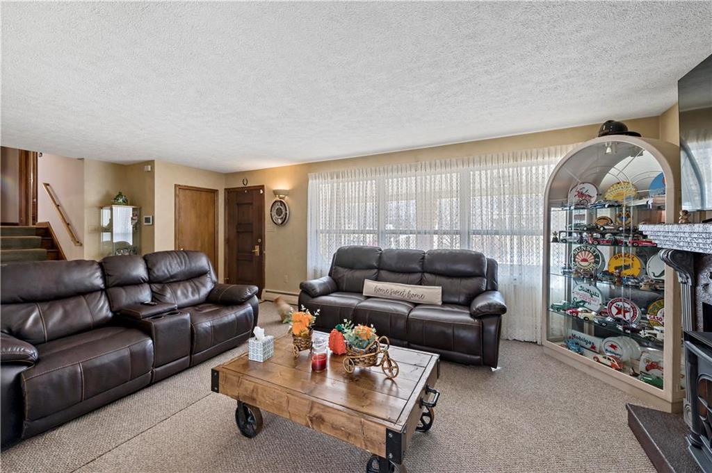 Luzerne County, Pennsylvania 18202, United States, 4 Bedrooms Bedrooms, ,2 BathroomsBathrooms,Residential,Pending,6150