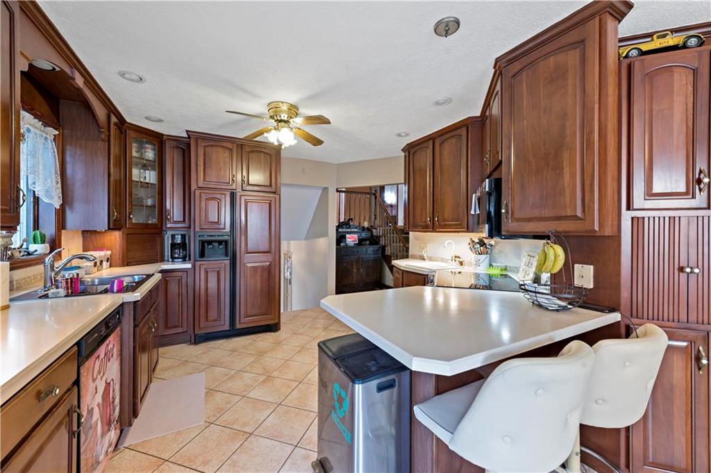 Luzerne County, Pennsylvania 18202, United States, 4 Bedrooms Bedrooms, ,2 BathroomsBathrooms,Residential,Pending,6150