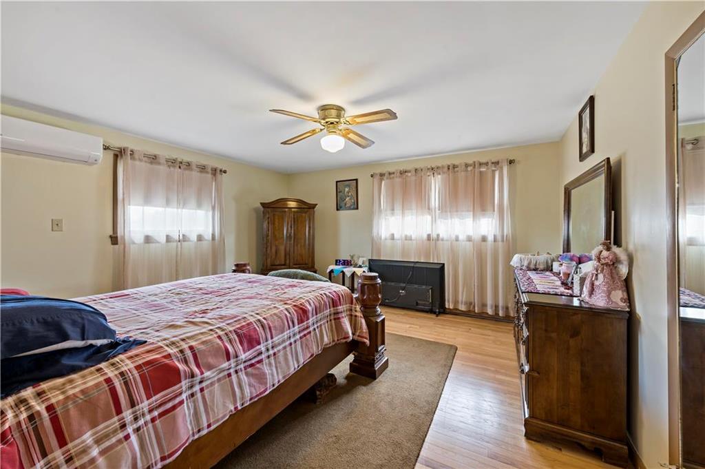 Luzerne County, Pennsylvania 18202, United States, 4 Bedrooms Bedrooms, ,2 BathroomsBathrooms,Residential,Pending,6150