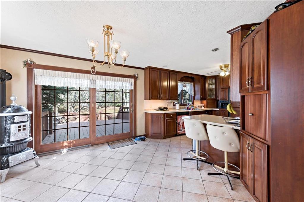 Luzerne County, Pennsylvania 18202, United States, 4 Bedrooms Bedrooms, ,2 BathroomsBathrooms,Residential,Pending,6150