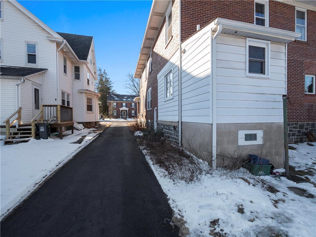 Quakertown Boro, Pennsylvania 18951, United States, 3 Bedrooms Bedrooms, ,2 BathroomsBathrooms,Residential,Pending,6445