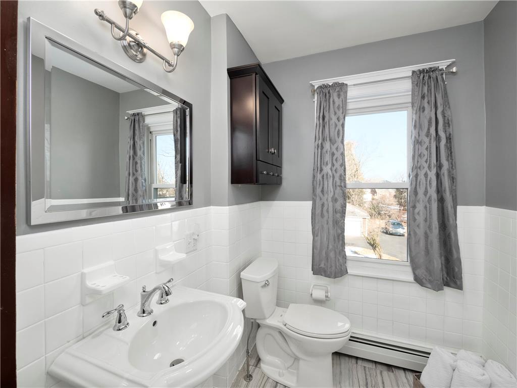 Quakertown Boro, Pennsylvania 18951, United States, 3 Bedrooms Bedrooms, ,2 BathroomsBathrooms,Residential,Pending,6445