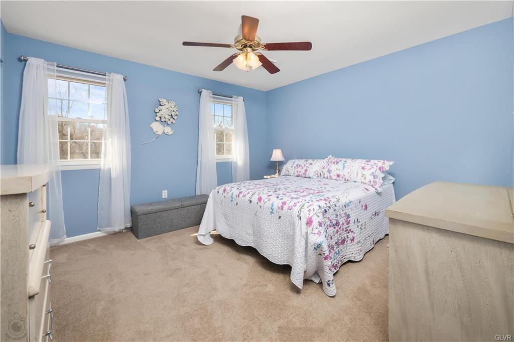 Coopersburg Borough, Pennsylvania 18036, United States, 3 Bedrooms Bedrooms, ,2 BathroomsBathrooms,Residential,Pending,91484