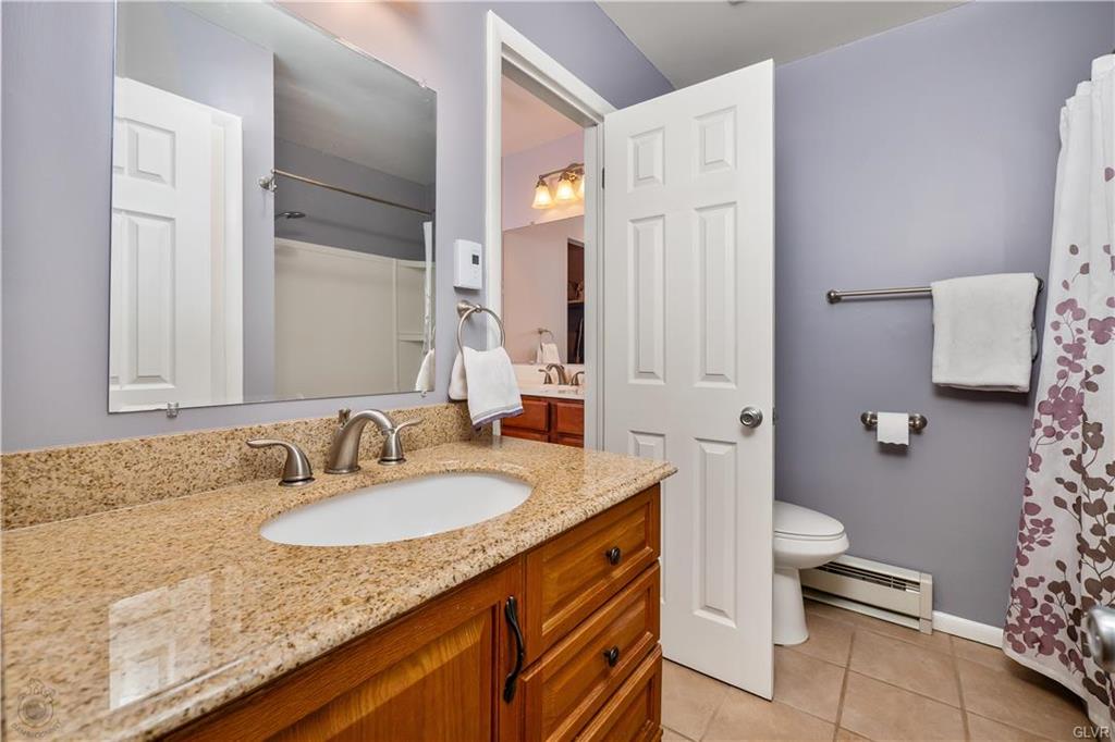 Coopersburg Borough, Pennsylvania 18036, United States, 3 Bedrooms Bedrooms, ,2 BathroomsBathrooms,Residential,Pending,91484