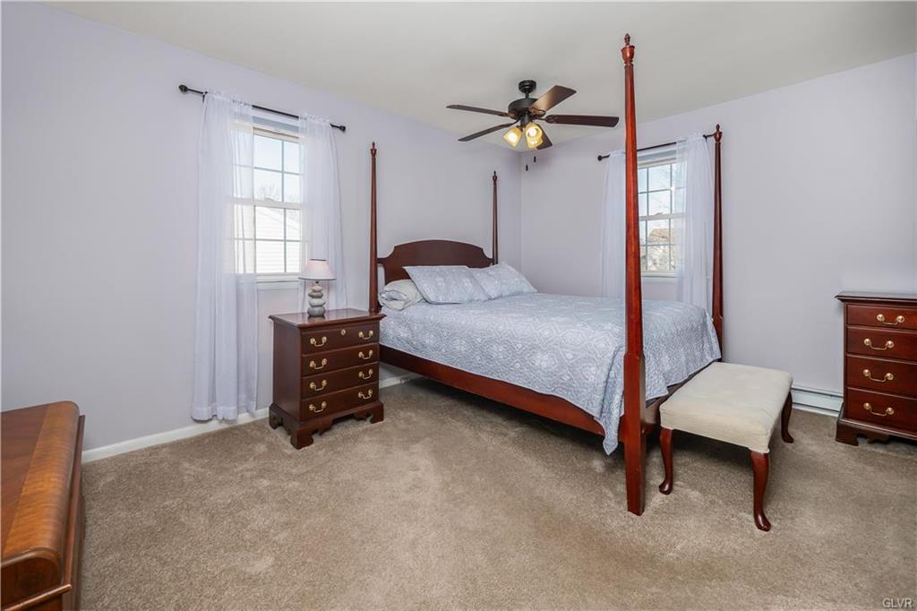 Coopersburg Borough, Pennsylvania 18036, United States, 3 Bedrooms Bedrooms, ,2 BathroomsBathrooms,Residential,Pending,91484