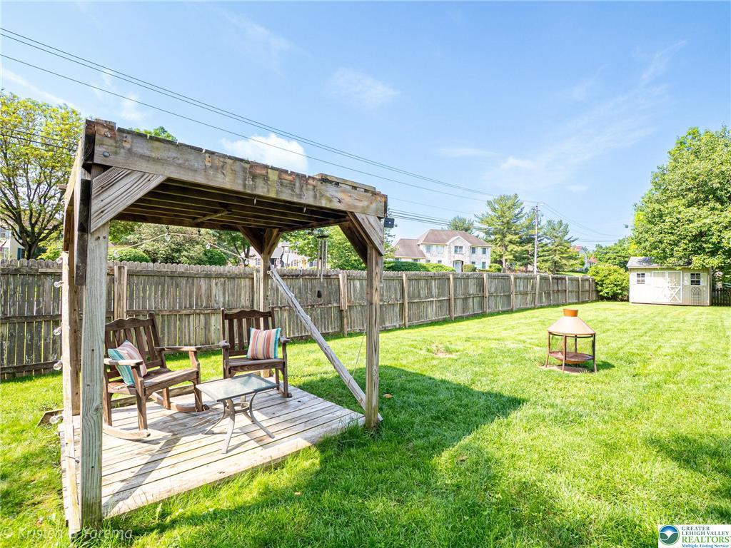 Lower Macungie Twp, Pennsylvania 18106, United States, 4 Bedrooms Bedrooms, ,3 BathroomsBathrooms,Residential,Pending,145941