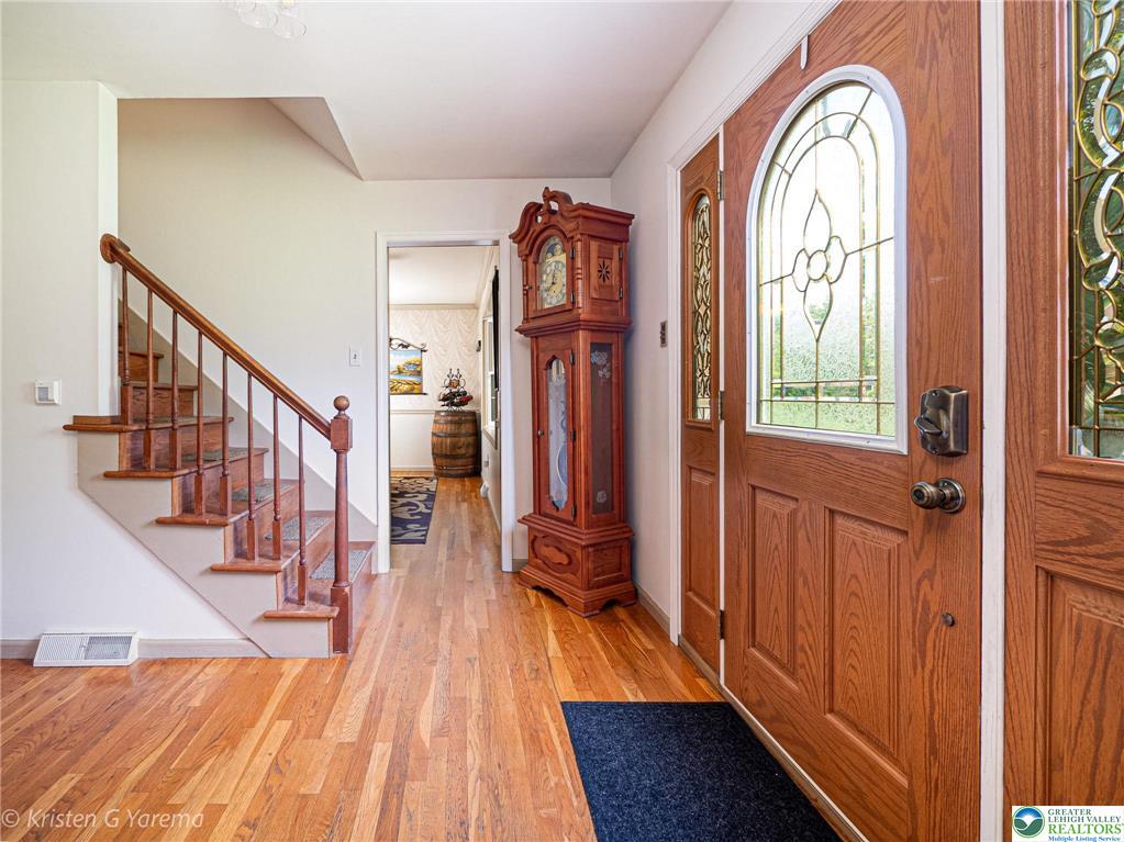 Lower Macungie Twp, Pennsylvania 18106, United States, 4 Bedrooms Bedrooms, ,3 BathroomsBathrooms,Residential,Pending,145941