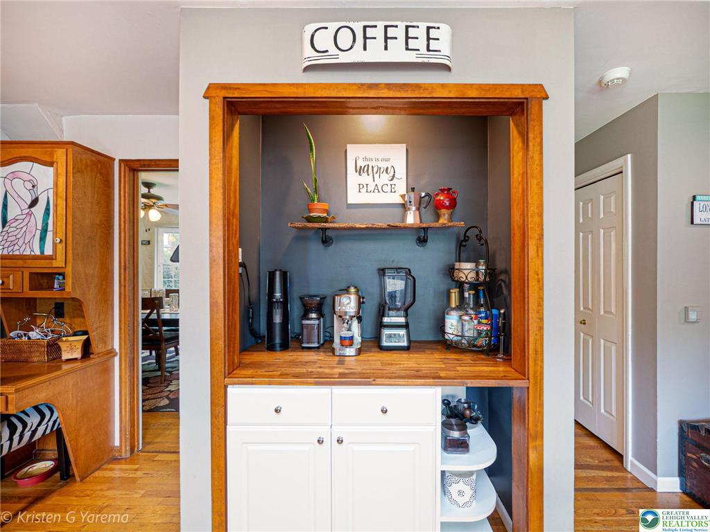 Lower Macungie Twp, Pennsylvania 18106, United States, 4 Bedrooms Bedrooms, ,3 BathroomsBathrooms,Residential,Pending,145941