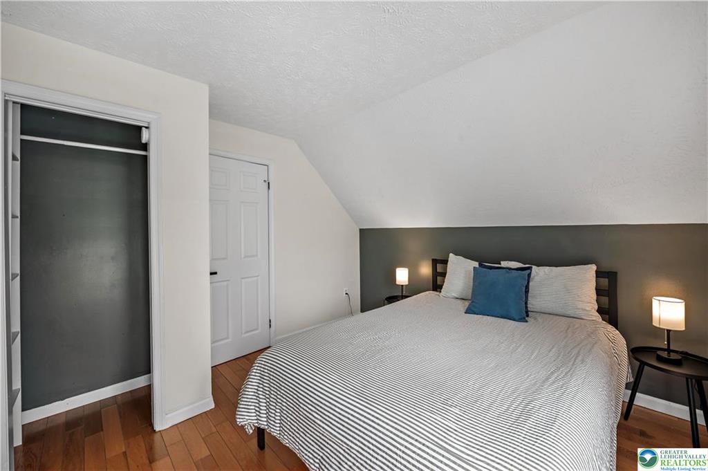 Coolbaugh Twp, Pennsylvania 18466, United States, 3 Bedrooms Bedrooms, ,2 BathroomsBathrooms,Residential,Active,99128