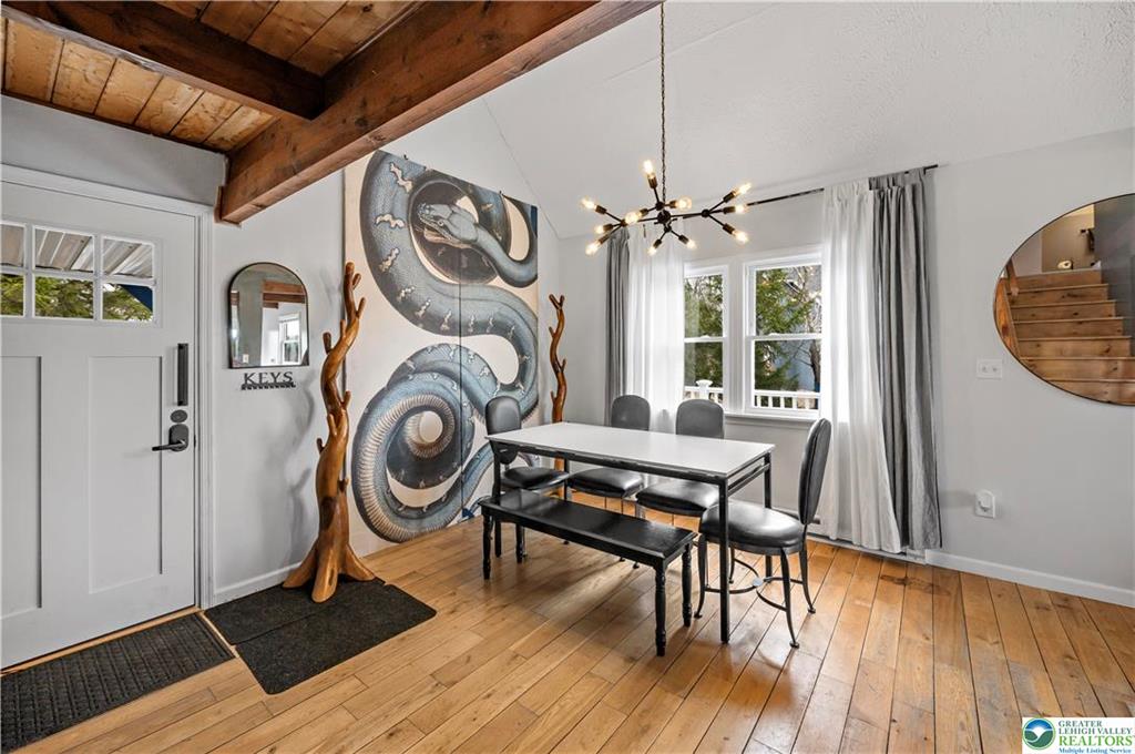 Coolbaugh Twp, Pennsylvania 18466, United States, 3 Bedrooms Bedrooms, ,2 BathroomsBathrooms,Residential,Active,99128