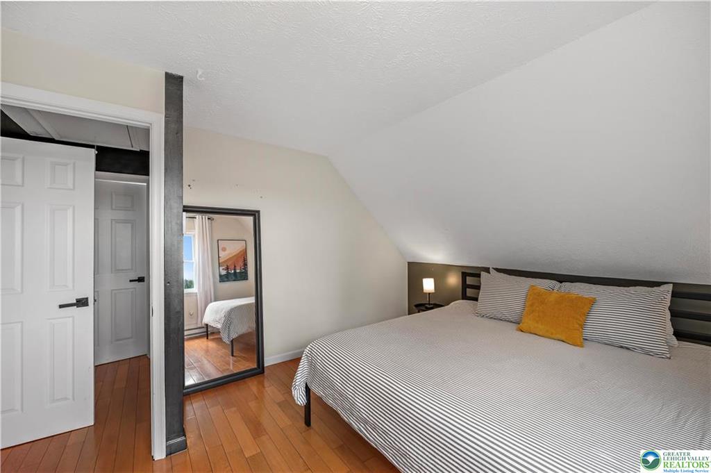 Coolbaugh Twp, Pennsylvania 18466, United States, 3 Bedrooms Bedrooms, ,2 BathroomsBathrooms,Residential,Active,99128