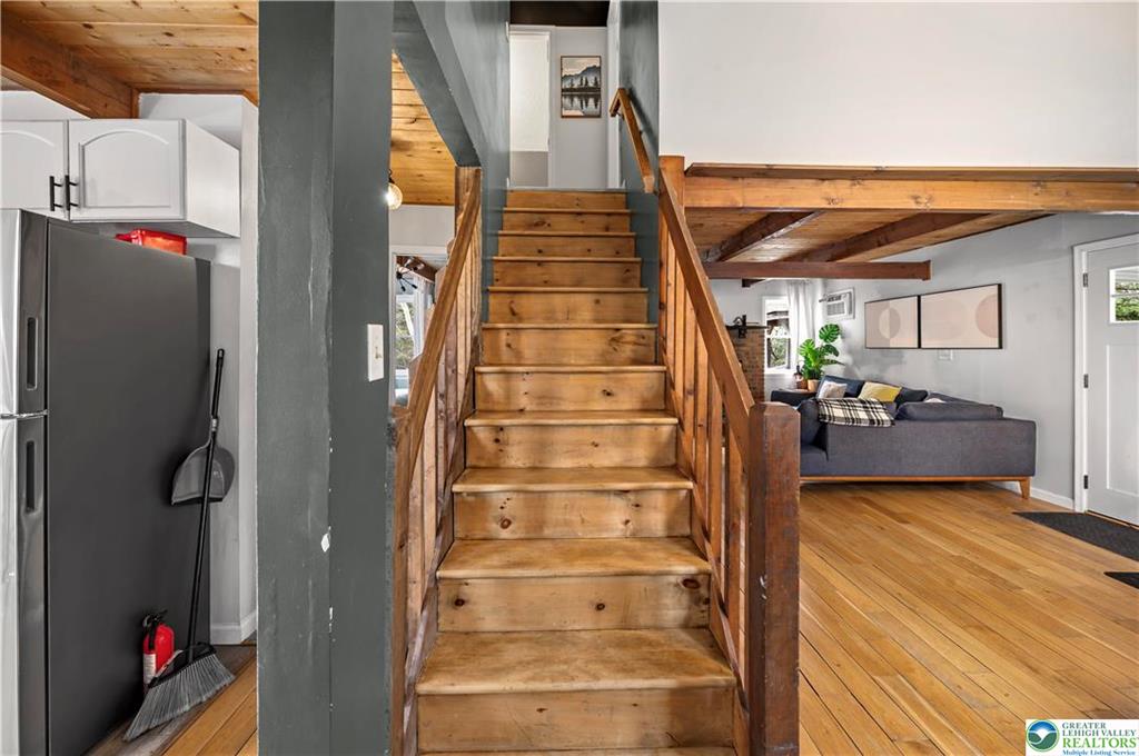 Coolbaugh Twp, Pennsylvania 18466, United States, 3 Bedrooms Bedrooms, ,2 BathroomsBathrooms,Residential,Active,99128