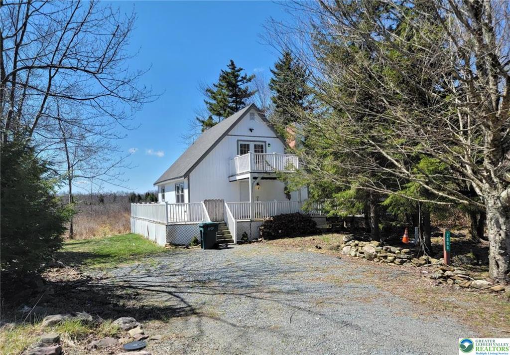 Coolbaugh Twp, Pennsylvania 18466, United States, 3 Bedrooms Bedrooms, ,2 BathroomsBathrooms,Residential,Active,99128