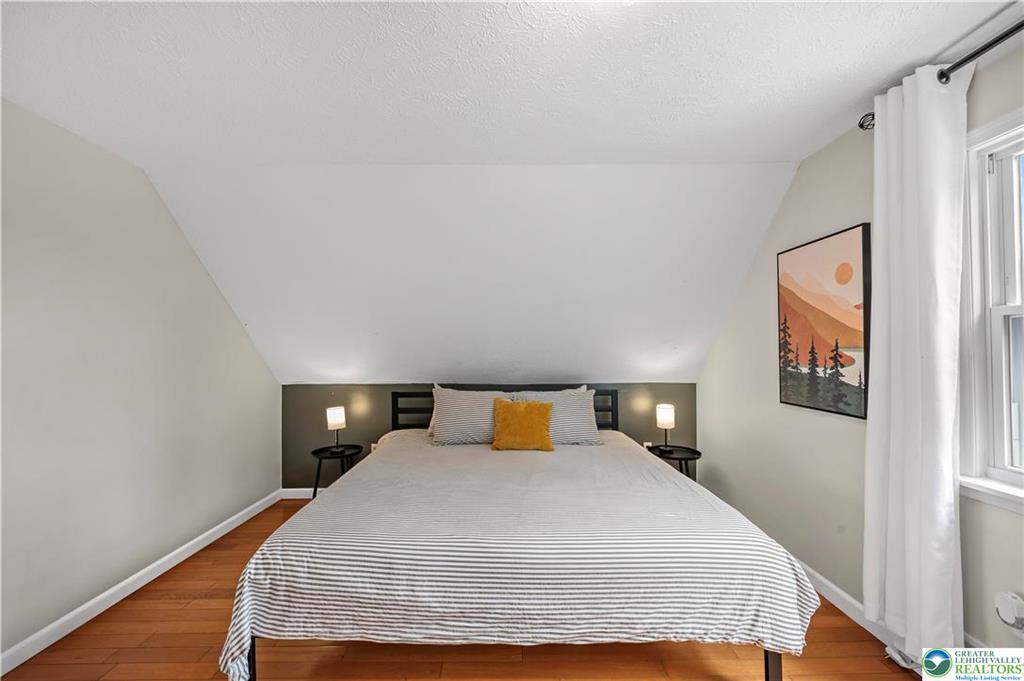 Coolbaugh Twp, Pennsylvania 18466, United States, 3 Bedrooms Bedrooms, ,2 BathroomsBathrooms,Residential,Active,99128