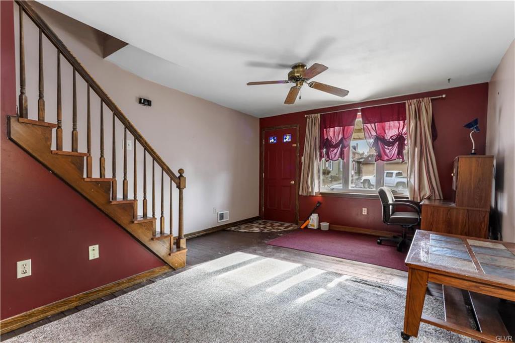 Coplay Borough, Pennsylvania 18037, United States, 3 Bedrooms Bedrooms, ,1 BathroomBathrooms,Residential,Pending,78038