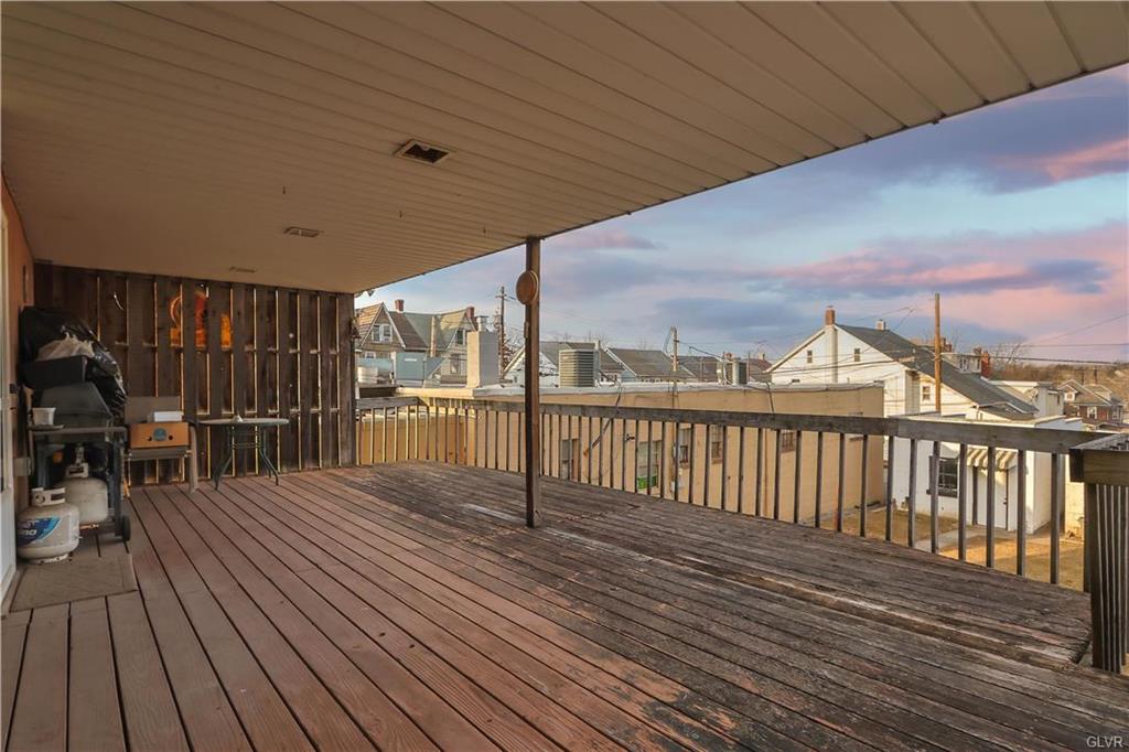 Coplay Borough, Pennsylvania 18037, United States, 3 Bedrooms Bedrooms, ,1 BathroomBathrooms,Residential,Pending,78038