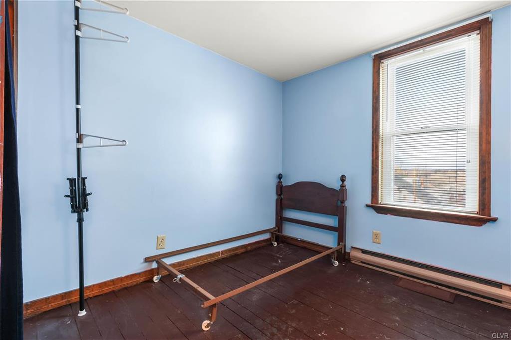 Coplay Borough, Pennsylvania 18037, United States, 3 Bedrooms Bedrooms, ,1 BathroomBathrooms,Residential,Pending,78038