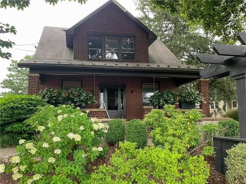 1511 Sullivan Trail, Forks Twp, PA 18040 - #: 754838