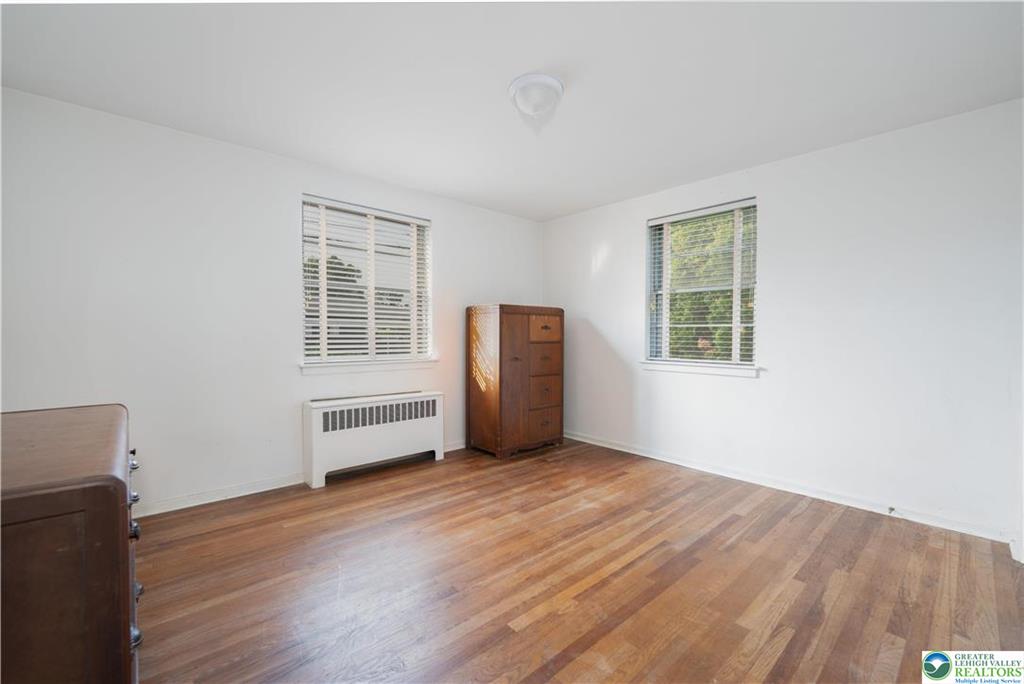 Allentown City, Pennsylvania 18104, United States, 2 Bedrooms Bedrooms, ,1 BathroomBathrooms,Residential,Pending,144708