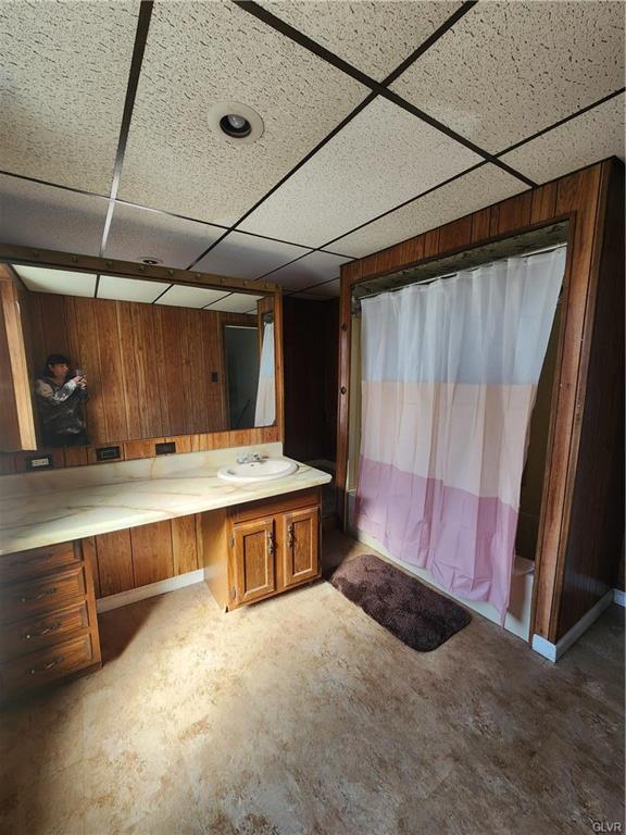 Allentown City, Pennsylvania 18103, United States, 3 Bedrooms Bedrooms, ,2 BathroomsBathrooms,Residential,Pending,86975