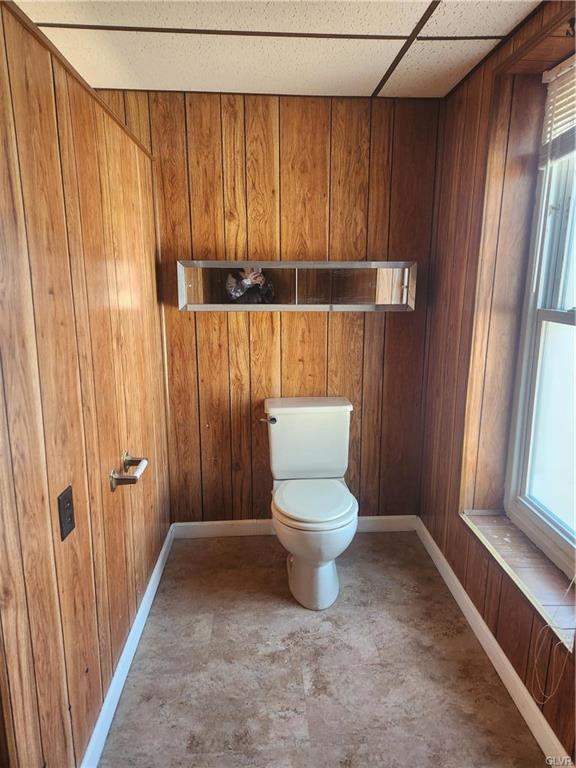 Allentown City, Pennsylvania 18103, United States, 3 Bedrooms Bedrooms, ,2 BathroomsBathrooms,Residential,Pending,86975