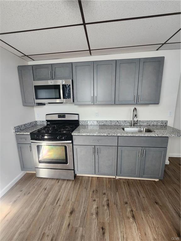 Allentown City, Pennsylvania 18103, United States, 3 Bedrooms Bedrooms, ,2 BathroomsBathrooms,Residential,Pending,86975