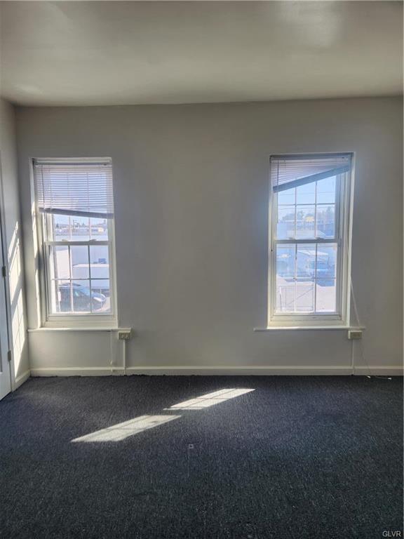 Allentown City, Pennsylvania 18103, United States, 3 Bedrooms Bedrooms, ,2 BathroomsBathrooms,Residential,Pending,86975