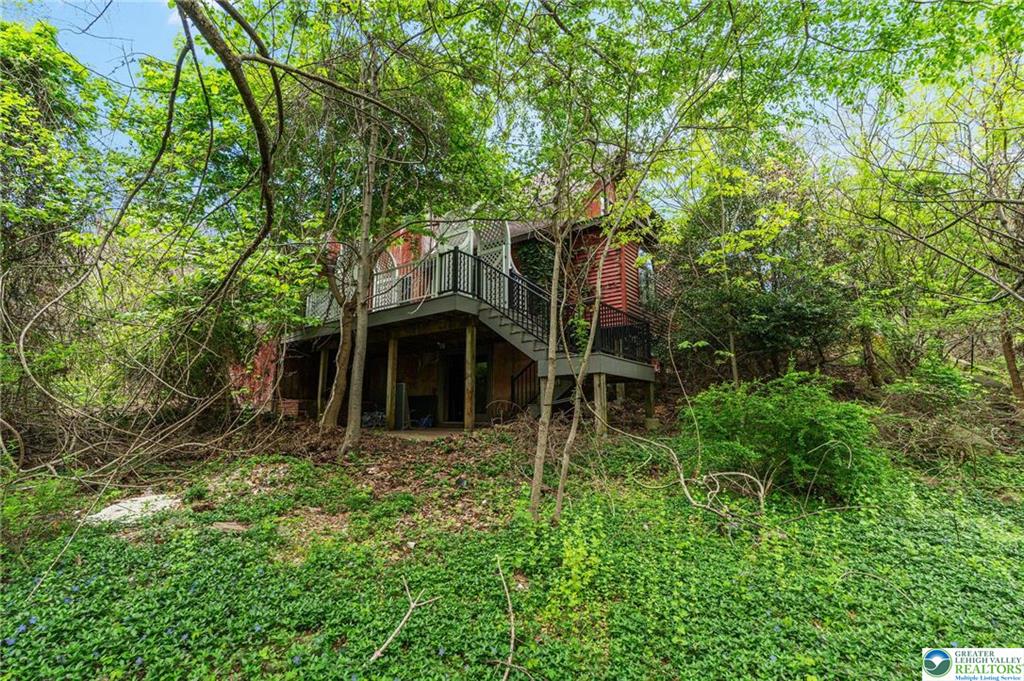 Upper Milford Twp, Pennsylvania 18092, United States, 5 Bedrooms Bedrooms, ,4 BathroomsBathrooms,Residential,Pending,123345