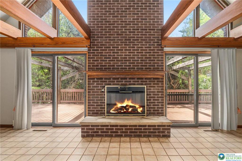 Upper Milford Twp, Pennsylvania 18092, United States, 5 Bedrooms Bedrooms, ,4 BathroomsBathrooms,Residential,Pending,123345