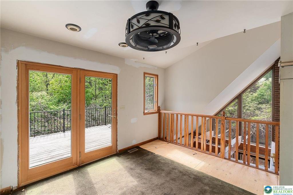 Upper Milford Twp, Pennsylvania 18092, United States, 5 Bedrooms Bedrooms, ,4 BathroomsBathrooms,Residential,Pending,123345