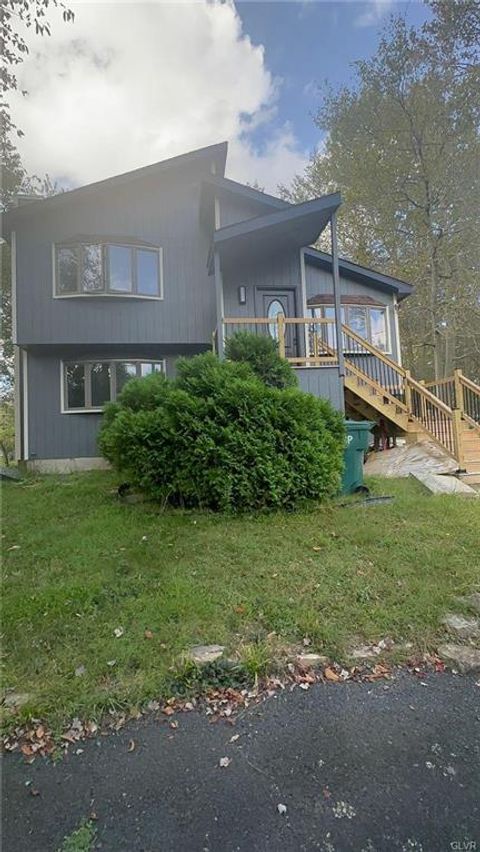 Photo of 3016 Briarwood Drive, Coolbaugh Twp, PA 18466 (MLS # 755235) Photo of 3016 Briarwood Drive, Coolbaugh Twp, PA 18466 (MLS # 755235)