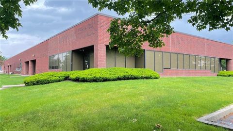 Photo of 881 Marcon Boulevard #250, Hanover Twp, PA 18109 (MLS # 752070) Photo of 881 Marcon Boulevard #250, Hanover Twp, PA 18109 (MLS # 752070)