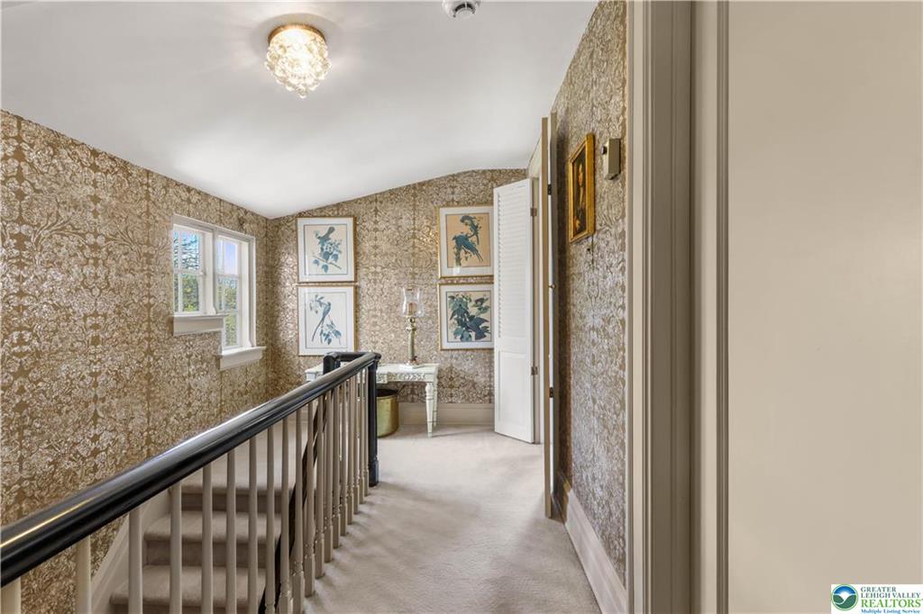 Allentown City, Pennsylvania 18104, United States, 5 Bedrooms Bedrooms, ,4 BathroomsBathrooms,Residential,Active,113348