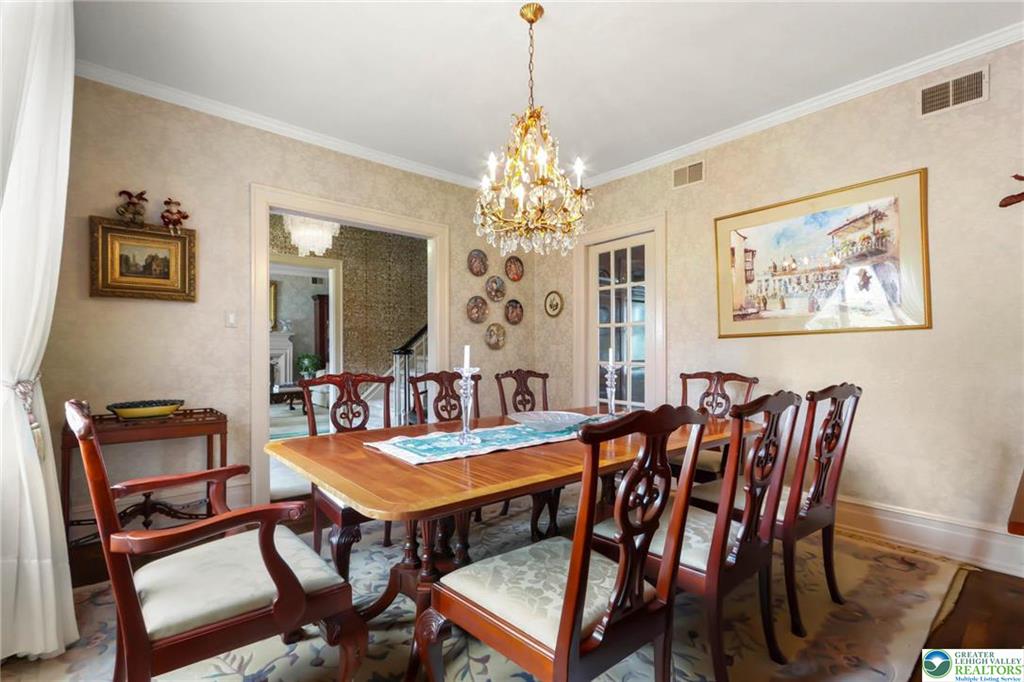 Allentown City, Pennsylvania 18104, United States, 5 Bedrooms Bedrooms, ,4 BathroomsBathrooms,Residential,Active,113348