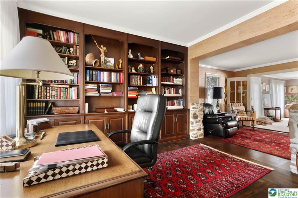 Allentown City, Pennsylvania 18104, United States, 5 Bedrooms Bedrooms, ,4 BathroomsBathrooms,Residential,Active,113348