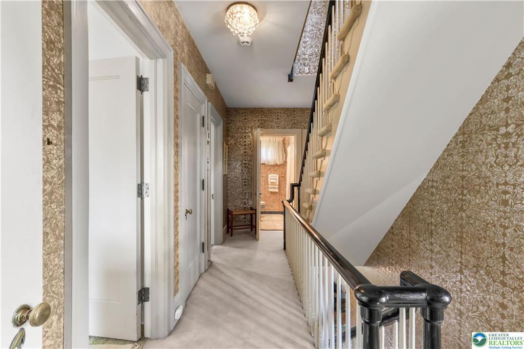 Allentown City, Pennsylvania 18104, United States, 5 Bedrooms Bedrooms, ,4 BathroomsBathrooms,Residential,Active,113348