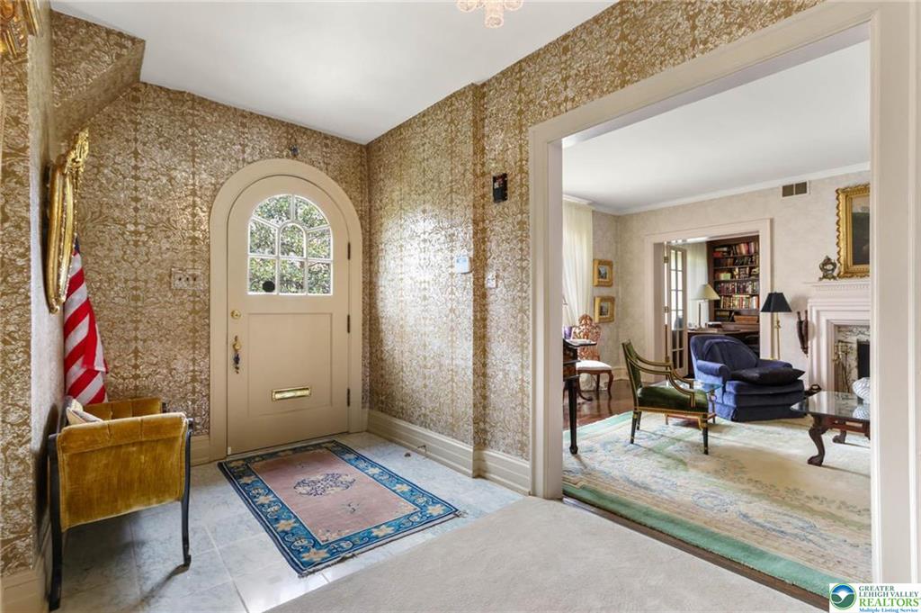 Allentown City, Pennsylvania 18104, United States, 5 Bedrooms Bedrooms, ,4 BathroomsBathrooms,Residential,Active,113348