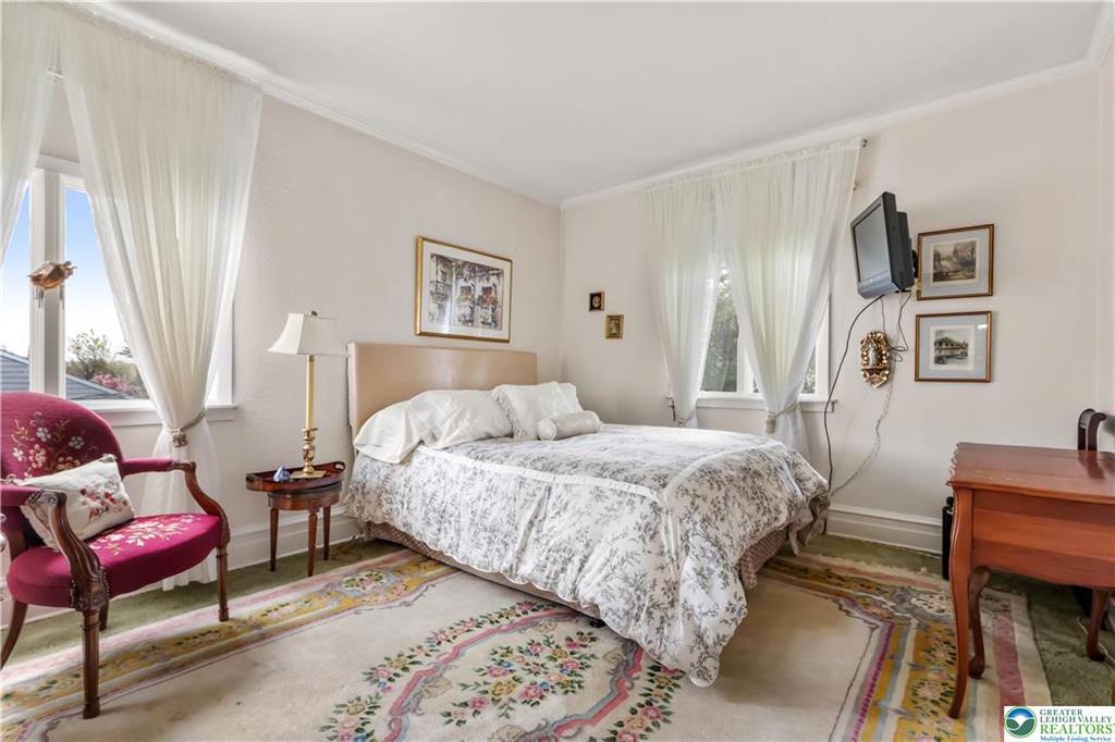 Allentown City, Pennsylvania 18104, United States, 5 Bedrooms Bedrooms, ,4 BathroomsBathrooms,Residential,Active,113348