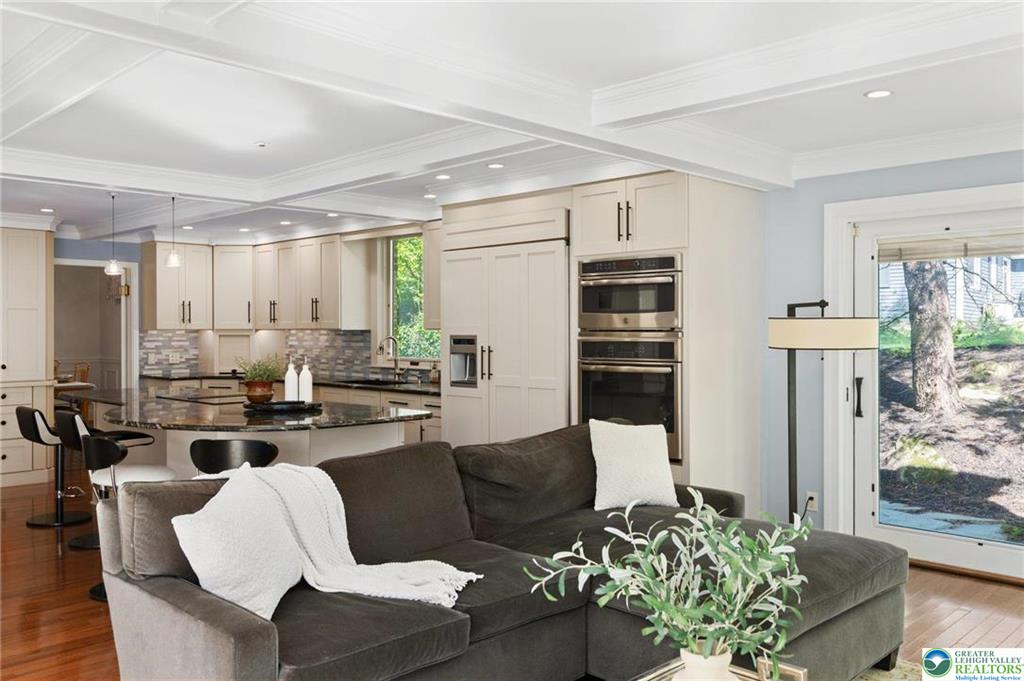 Lower Macungie Twp, Pennsylvania 18049, United States, 4 Bedrooms Bedrooms, ,6 BathroomsBathrooms,Residential,Pending,131119