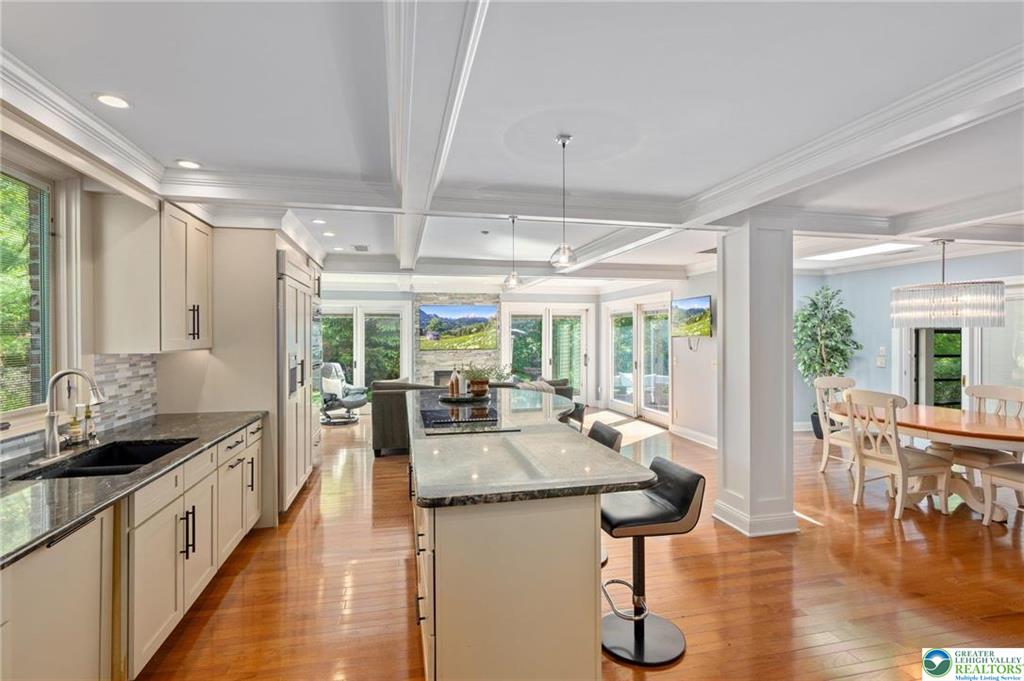 Lower Macungie Twp, Pennsylvania 18049, United States, 4 Bedrooms Bedrooms, ,6 BathroomsBathrooms,Residential,Pending,131119